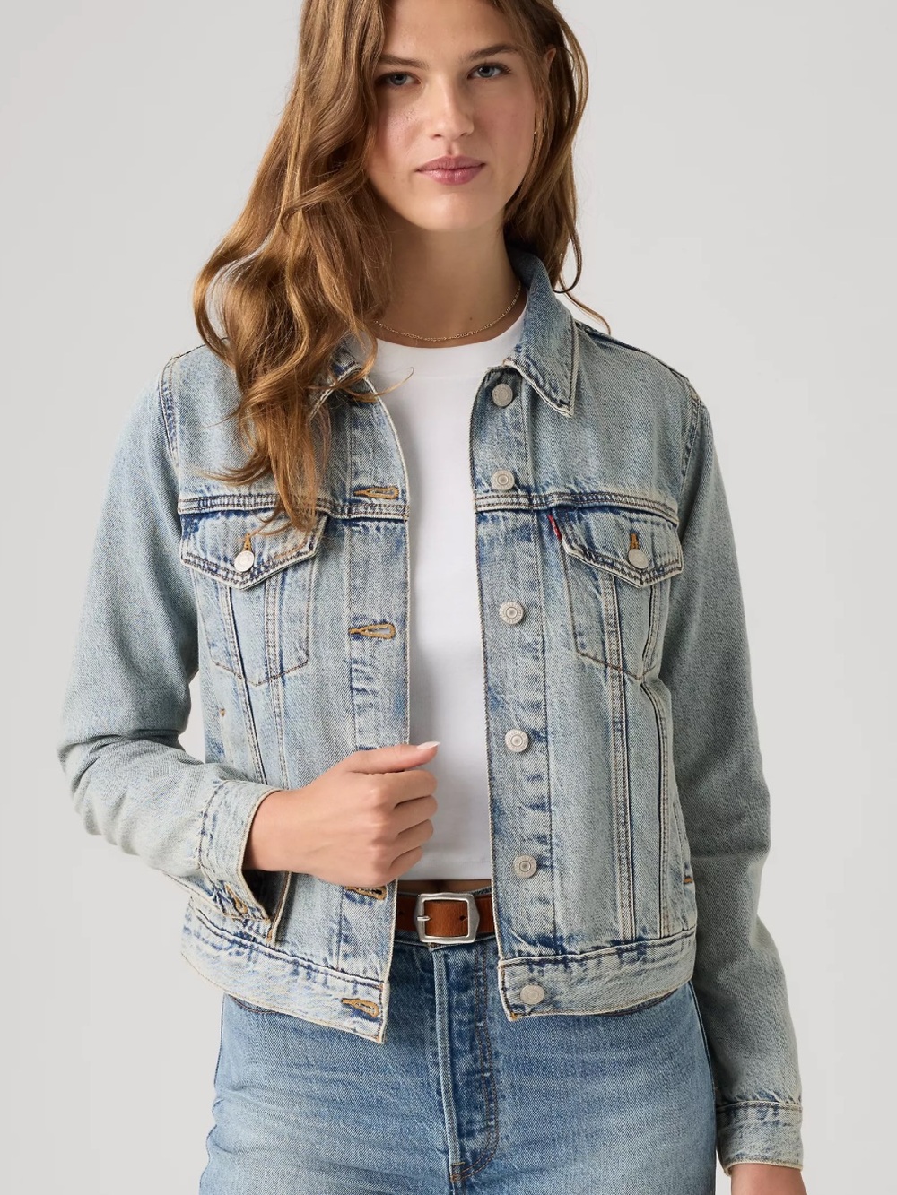 Levi’s Original Trucker Jacket Medium Wash size medium